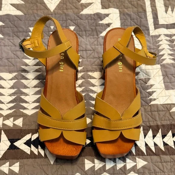 Madden Girl Chunky Heel SZ 5.5 - Picture 2 of 3